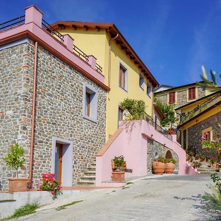 Eremo Dei Poeti Albergo Diffuso Aulla Kültér fotó