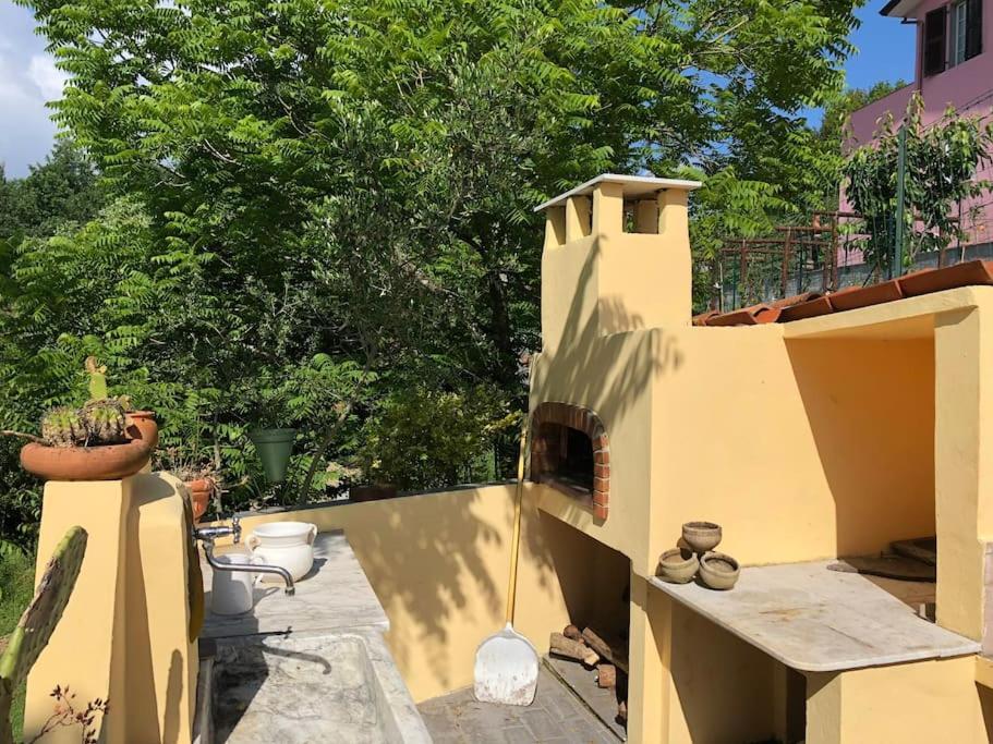 Eremo Dei Poeti Albergo Diffuso Aulla Kültér fotó