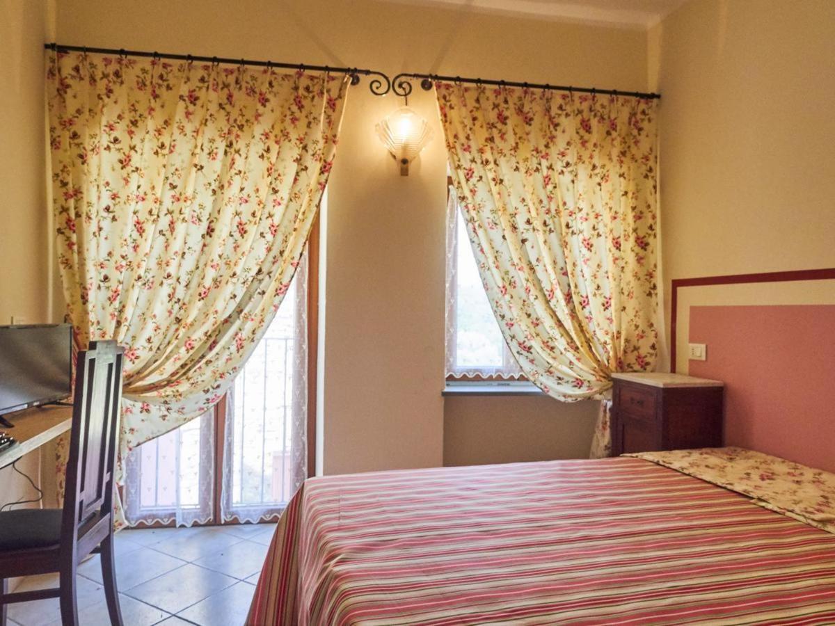 Eremo Dei Poeti Albergo Diffuso Aulla Kültér fotó