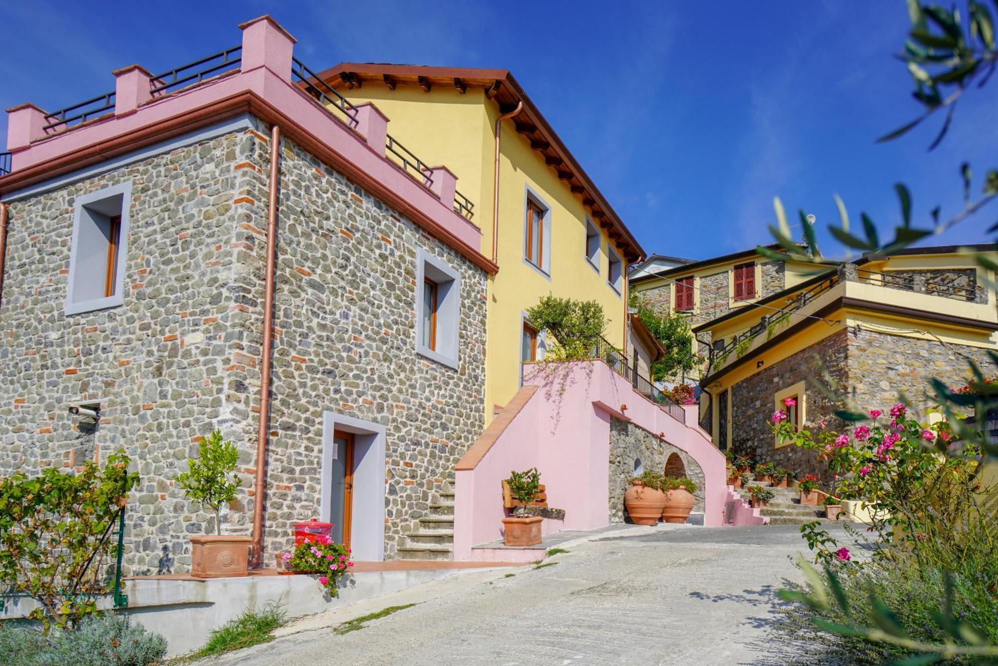 Eremo Dei Poeti Albergo Diffuso Aulla Kültér fotó